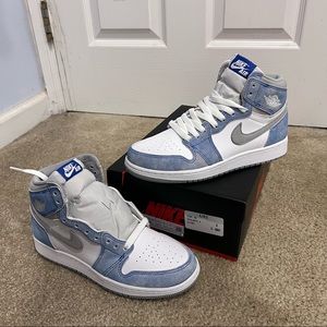 Nike Air Jordan 1 Retro High OG GS Hyper Royal/White